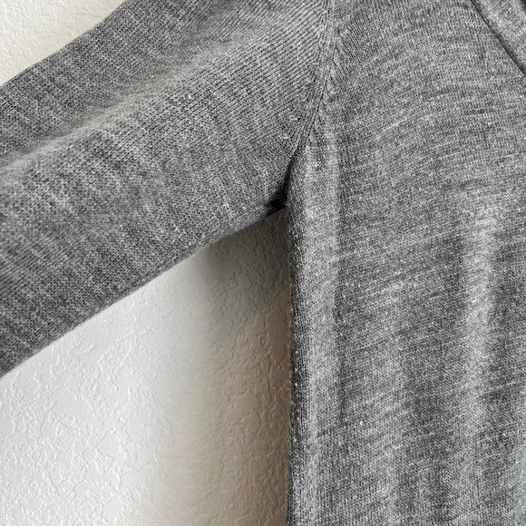 Jessica Simpson 3/4 Sleeve Asymmetrical Scoop Neck Tunic, Gray, Size S - Picture 4 of 8